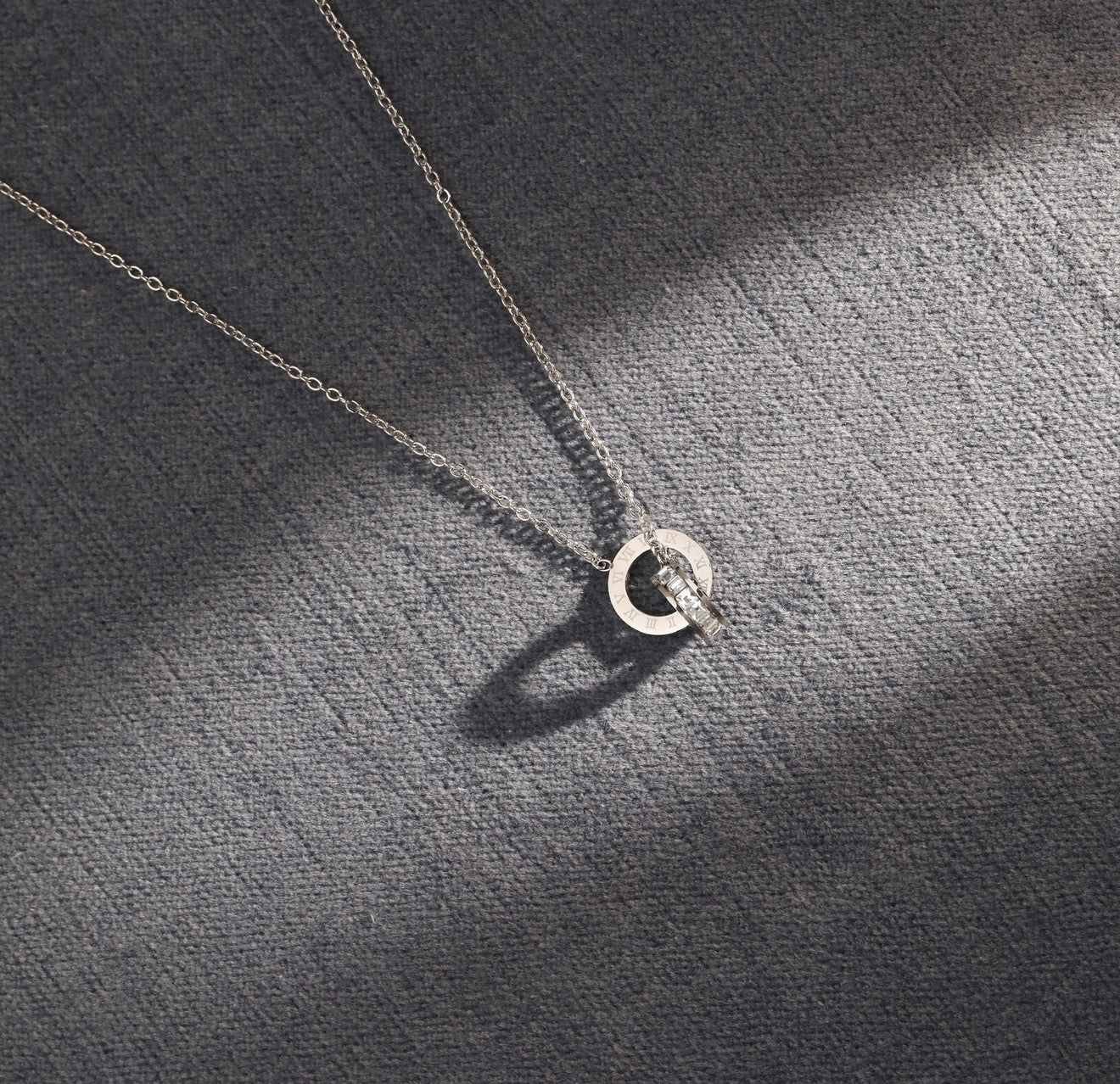 Gümüş Bvlgari Kolye