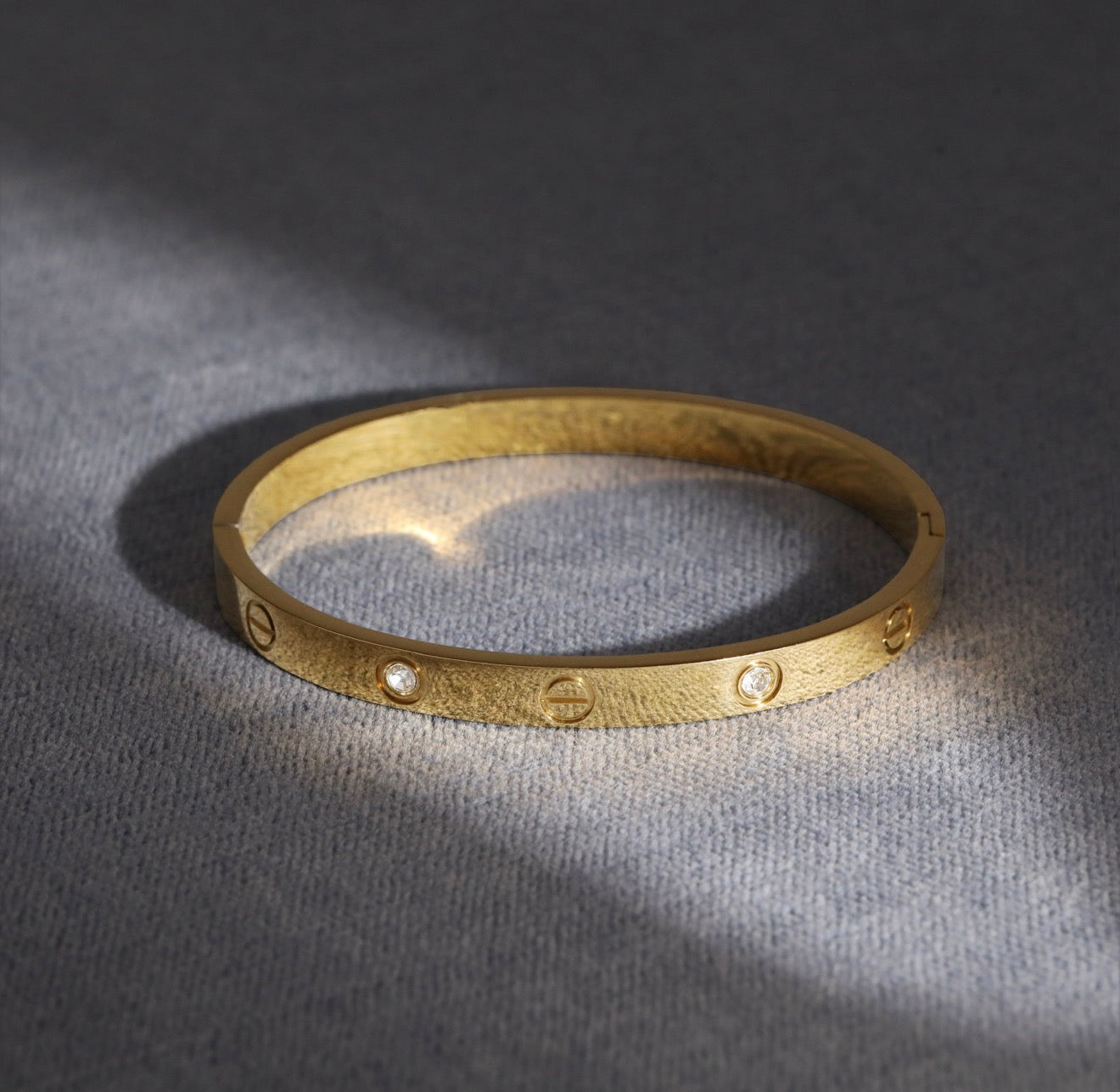 Cartier Love Altın Bileklik