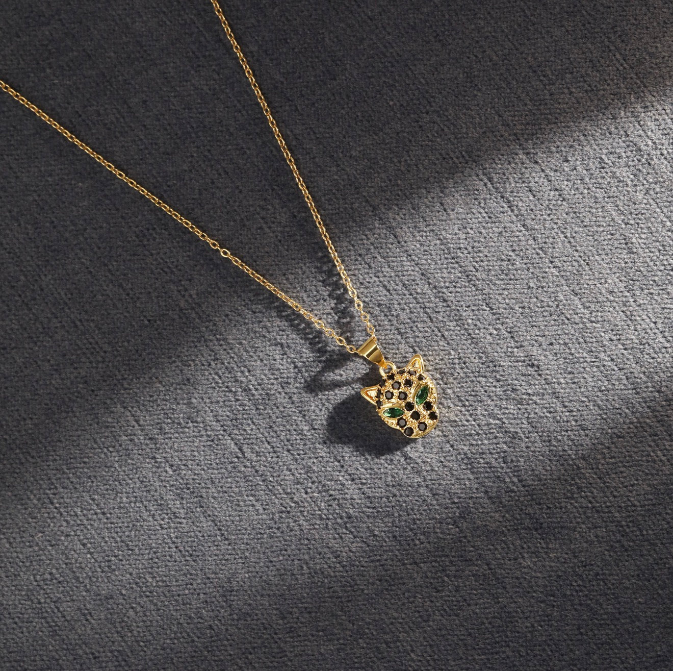 Cartier Panther Kolye