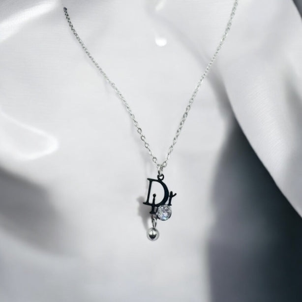 Dior Kolye