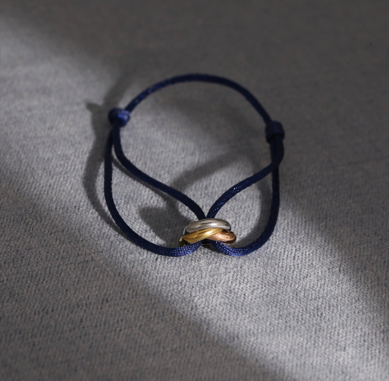 Cartier Trinity Lacivert Bileklik