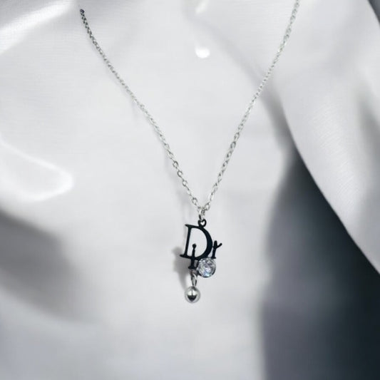 Dior Kolye